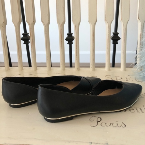 Black Flats, Slip Ons, Pointed Toe, Gold Colour Trim, Nice Condition - Picture 6 of 15